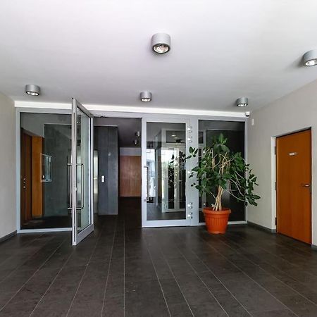 Bright And Cozy Apartment Near Park, With A Huge Terrace. Varşovia Exterior foto